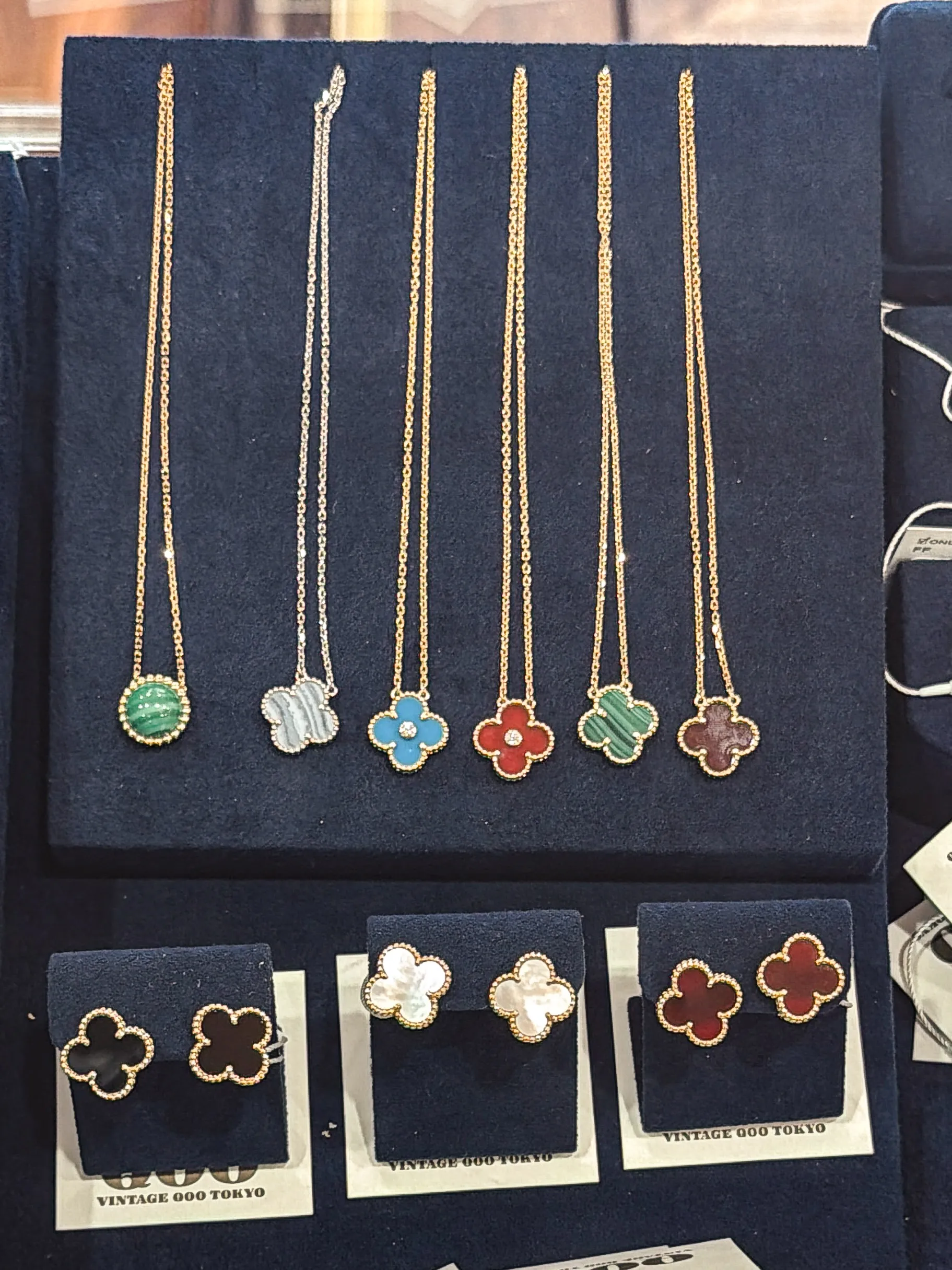 Van Cleef Alhambra jewelry at Vintage QOO Tokyo
